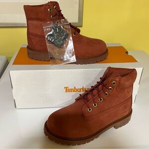 TIMBERLAND PREMIUM 6 INCH LACE UP
DARK RED NUBUCK WATERPROOF BOOT YOUTH SZ 2